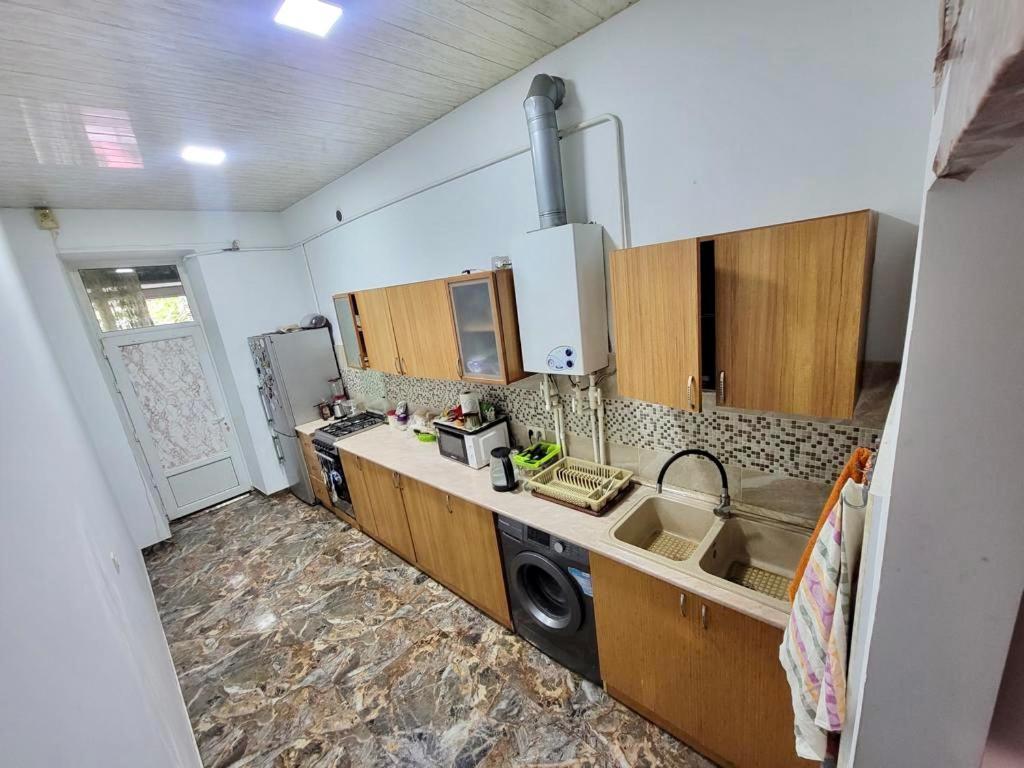 Karson Family Hostel & Guest House Yerevan Luaran gambar